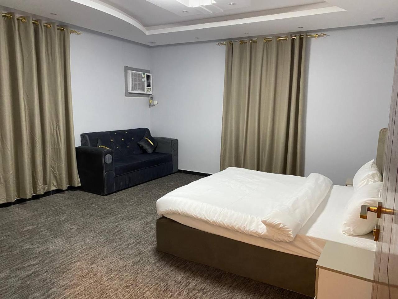 Al Rayhan Suites Medina ภายนอก รูปภาพ