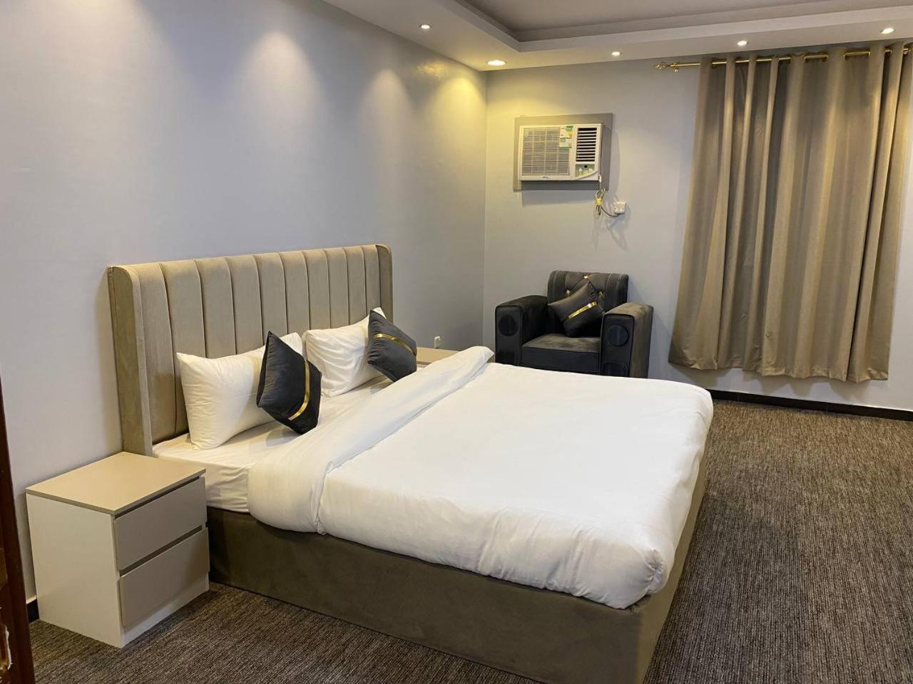 Al Rayhan Suites Medina ภายนอก รูปภาพ