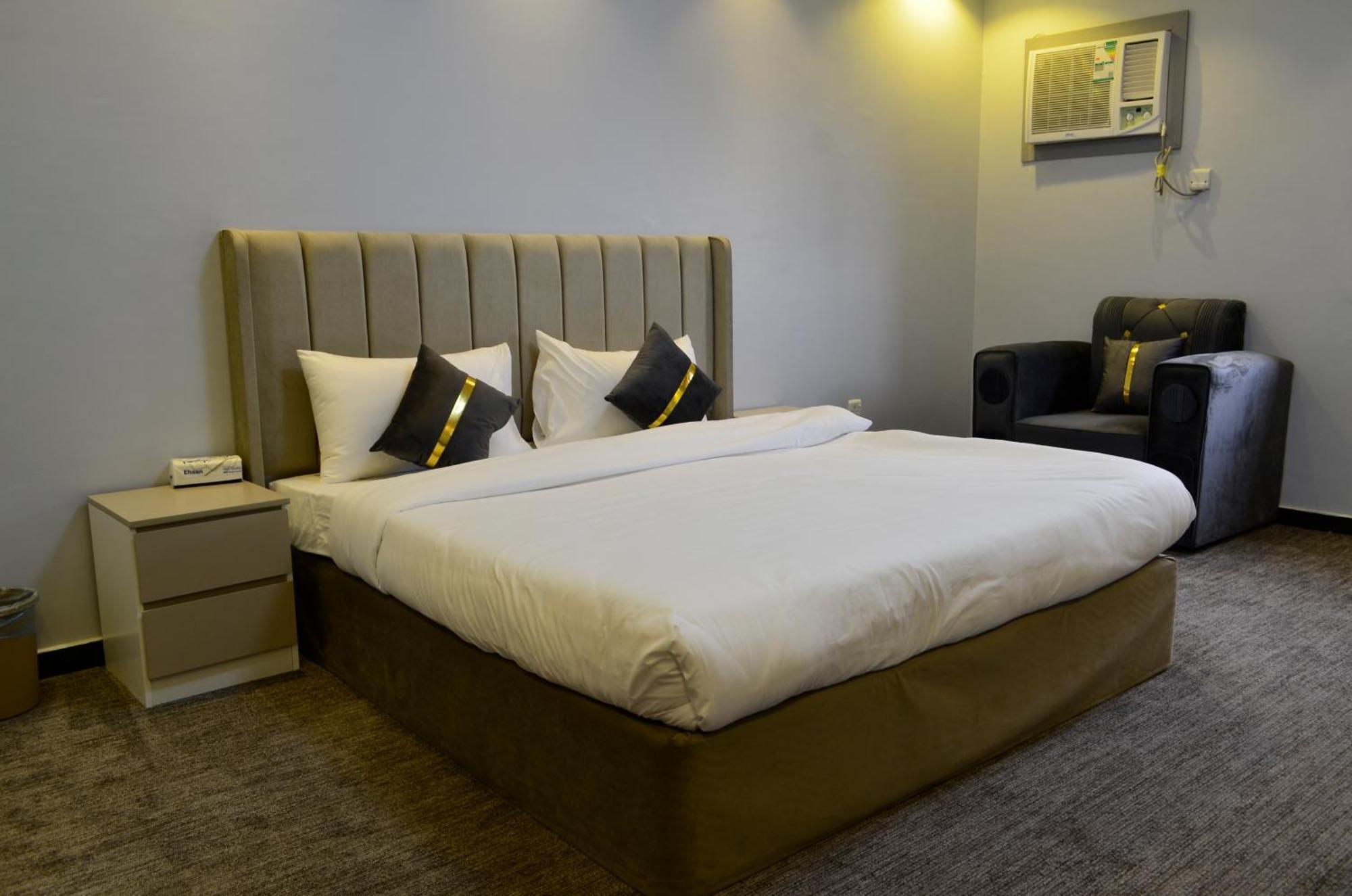 Al Rayhan Suites Medina ภายนอก รูปภาพ
