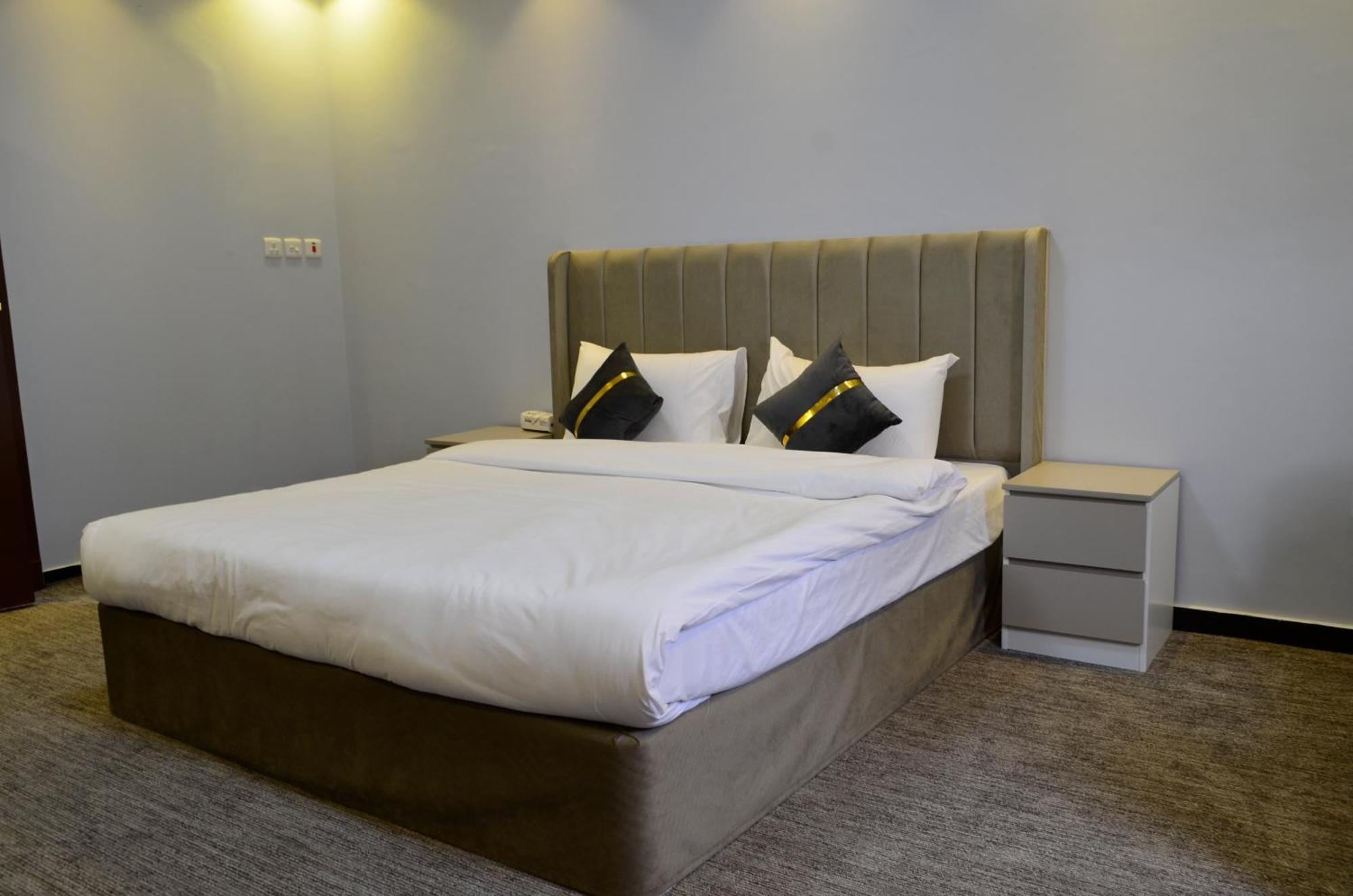 Al Rayhan Suites Medina ภายนอก รูปภาพ